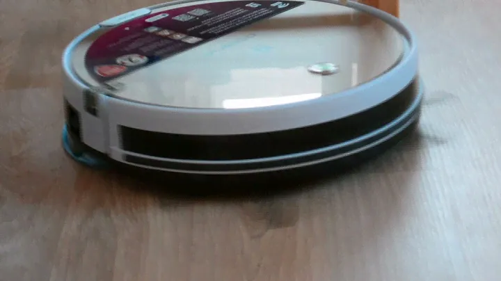 Робот-пылесос Polaris PVCR 0735 IQ HOME